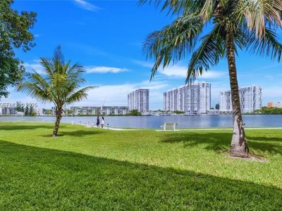 3030 Marcos Dr APT T301