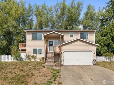 7805 260th Street NW