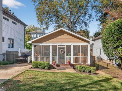 985 Farrington Pl SE