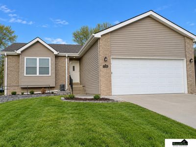 6201 Baxter Pl