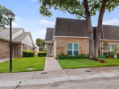 3113 Stonehenge Ln