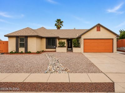 2801 W Calle De Dalias