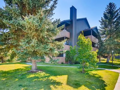 6851 N 2200 W APT 10H