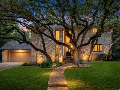 3515 Hunters Circle