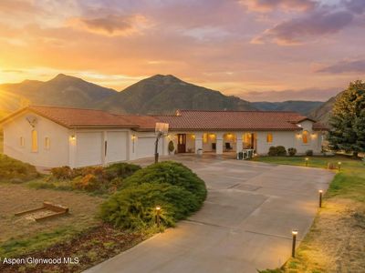 1007 Mesa Dr
