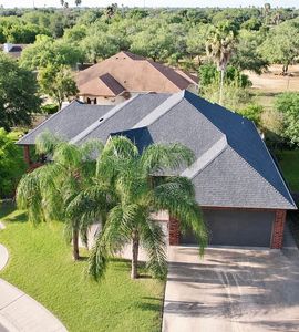 810 Hunter Dr