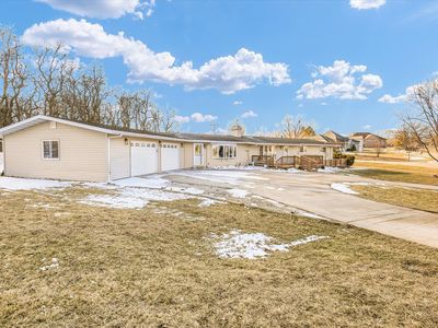 Property at 143 Choctaw Trl, Loda, IL