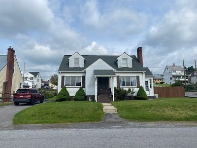1600 Grant Ave