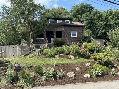 200 Davis Ave