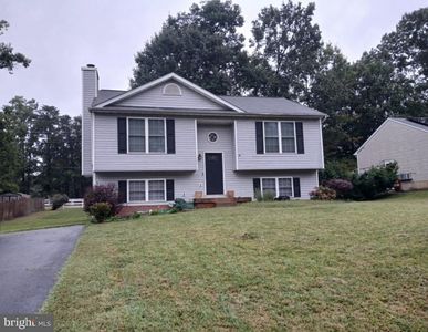 10515 Westfield Ln