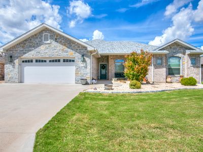1950 Colonial Dr