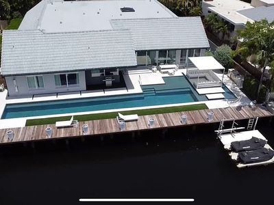 110 N Compass Dr