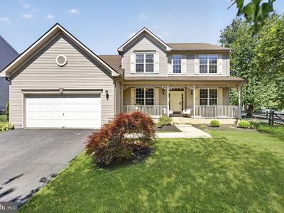 2 Stonehedge Dr
