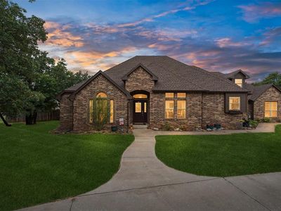 825 Liveoak Ln