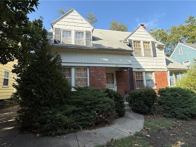 306 E Meyer Blvd
