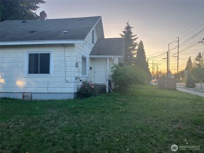102 S 64th St