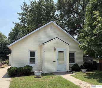 5609 Walnut St