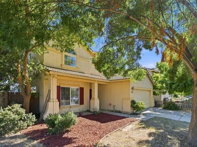 2834 Cherry Tree Ln