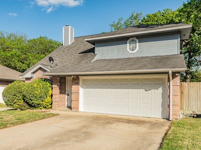 5825 Terra Dr