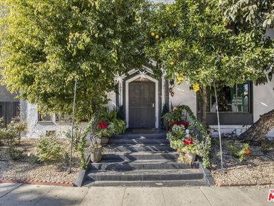 321 N Sierra Bonita Ave