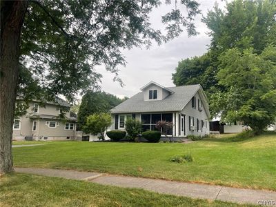 118 W Hamilton Ave