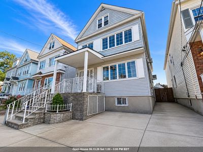 166 W 31st St