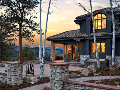 290 Skyhill Dr
