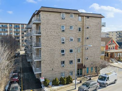 300 Circle Ave APT 5G