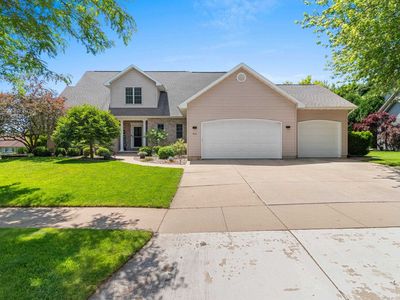 421 E Sheffield Ln