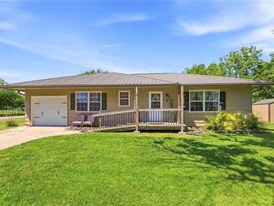 4 Skyline Dr