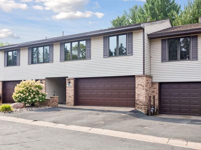 2002 Mesabi Ave E