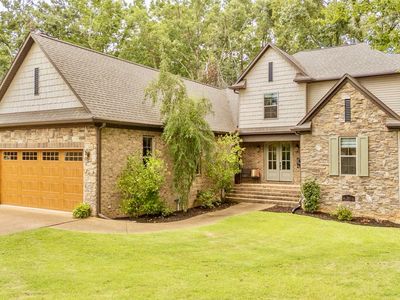 9 Elks Landing Dr