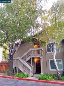 3889 Crow Canyon Rd