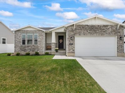 3893 W Holbrook Way