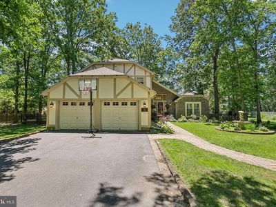 10 Winfield Dr