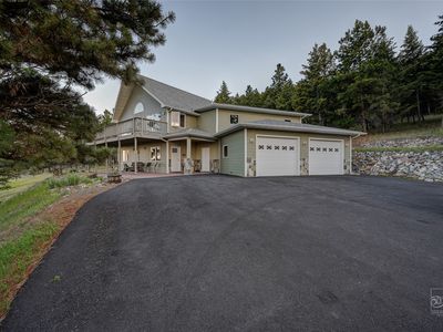 231 S Hills Rd