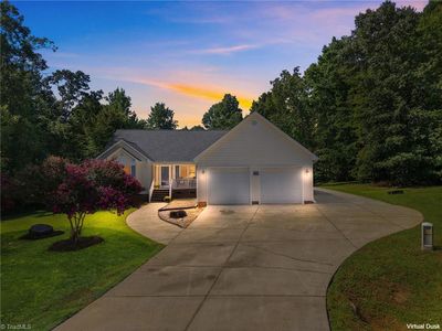 102 Silver Fox Ln