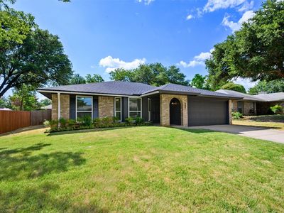 2407 Cranberry Ln