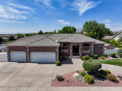 765 Country Place Ct