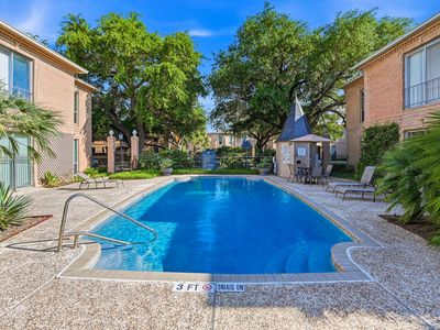 7711 Broadway #31C