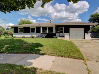 1429 Empire COURT