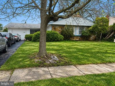 40 Trescott Ln