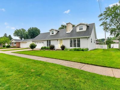 2502 Bradford Ave