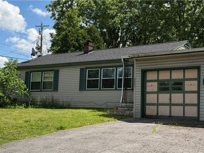 4883 Onondaga Rd