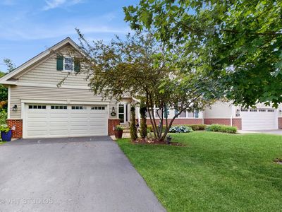 301 W Eagle Ct