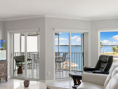 991 N Barfield Dr Unit 205