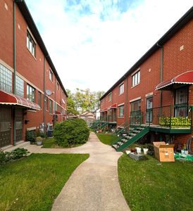 2915 S Halsted St APT D