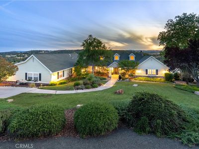 1885 Cumbre Rd