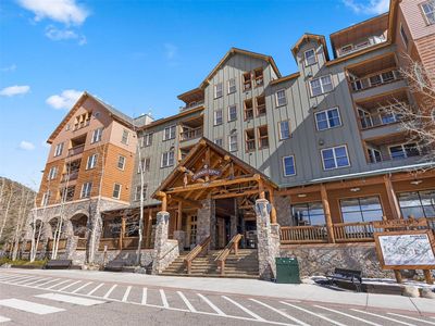 100 Dercum Square UNIT 8337