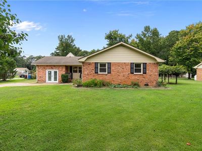 552 Saddlehorn Dr
